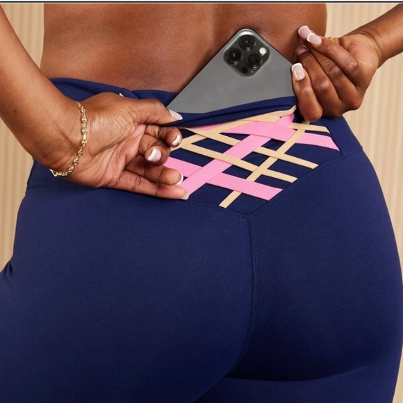 Fabletics Boost PowerHold® High-Waisted 7/8 Legging - Deep Navy/Multi - Medium - Picture 3 of 12